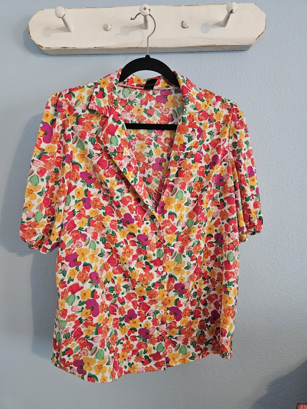 Shein Floral Button-Up Women’s Top - White Multicolor